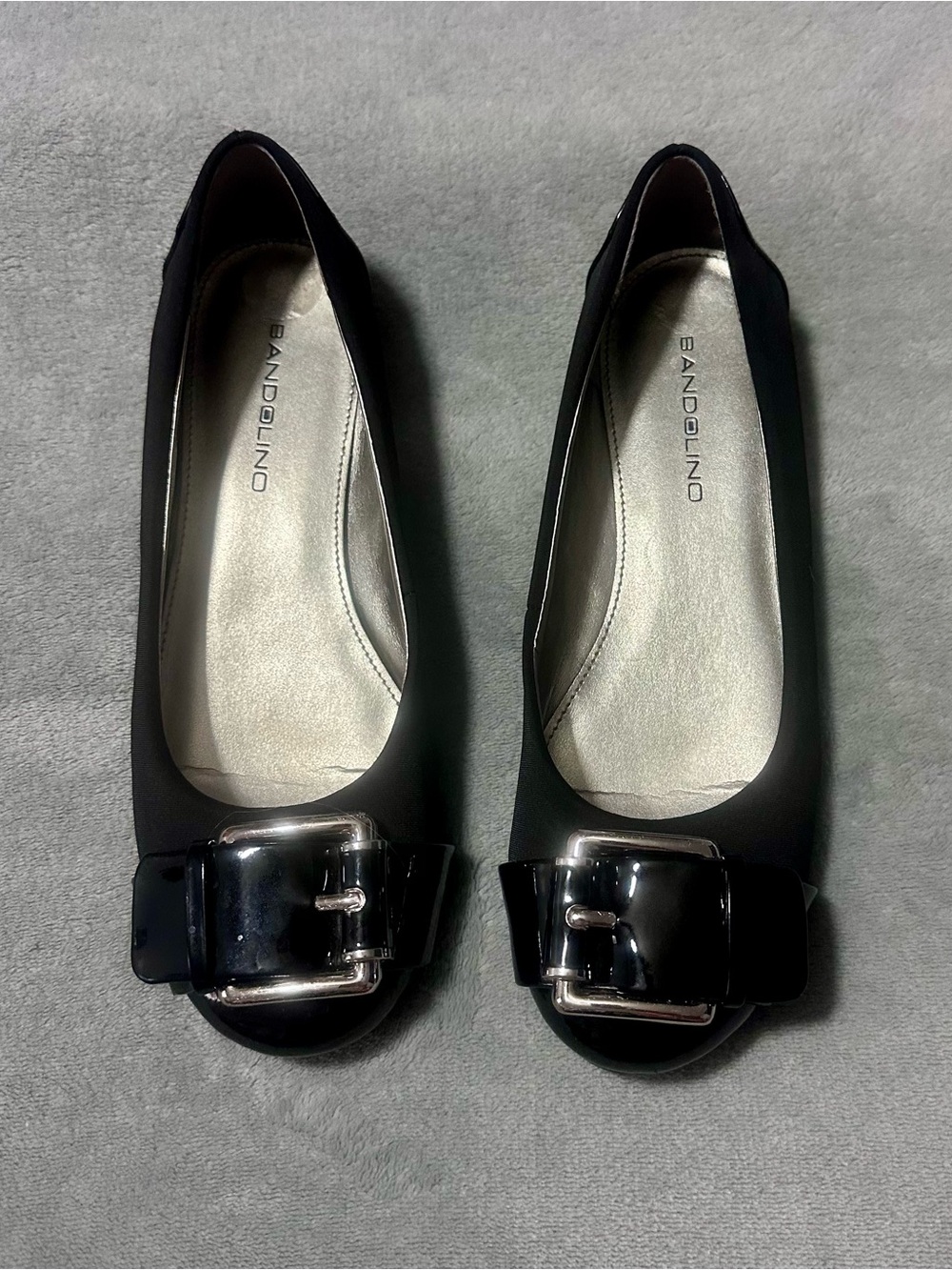 Bandolino Women's Black Buckle Ballet Flats 8